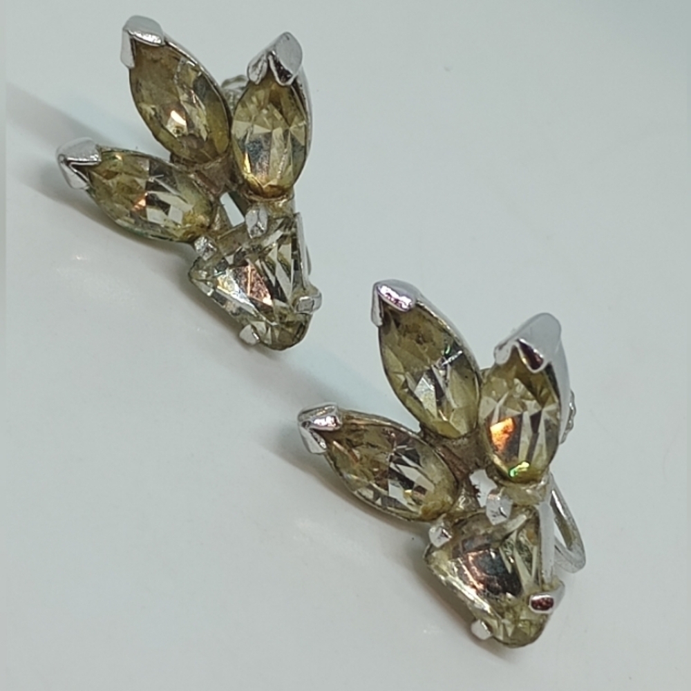 * vintage Eisenberg marquis cut clear rhinestones screw back earrings